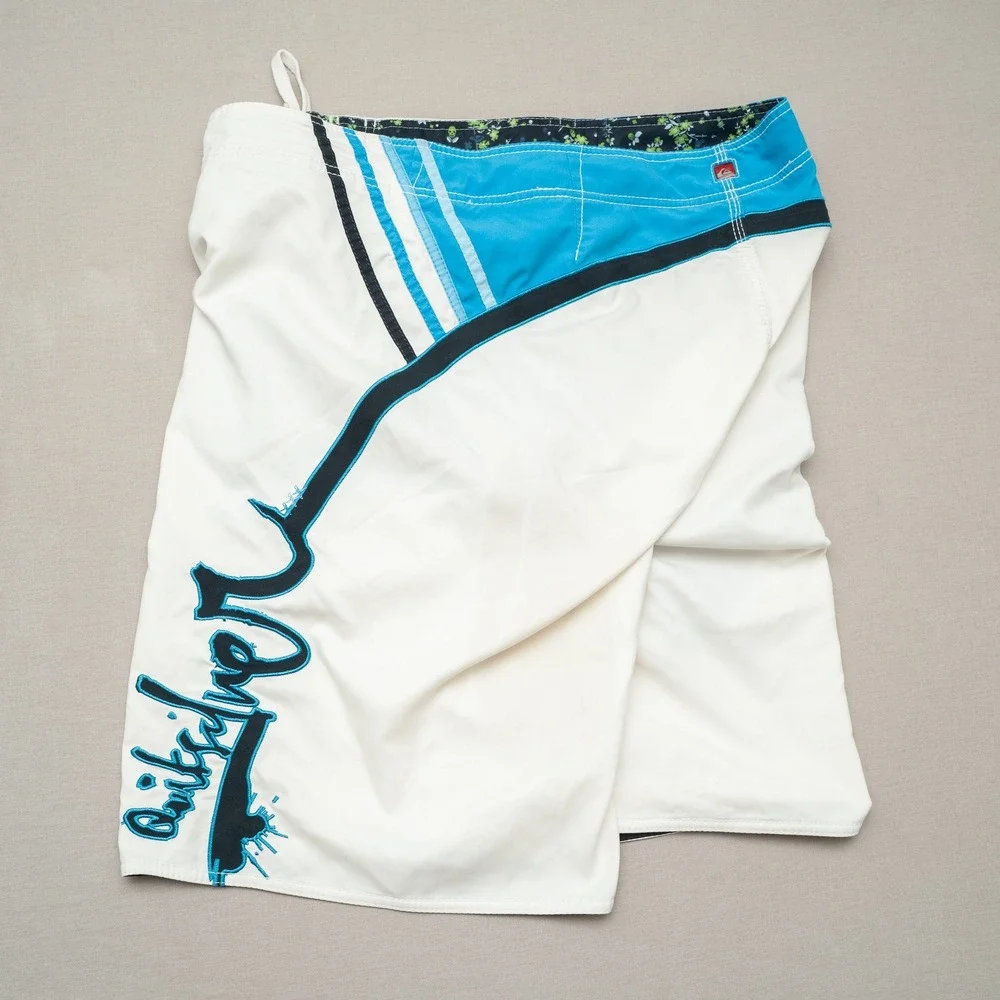 Vintage Quicksilver Board Shorts Men's 36 Graffiti Spellout Y2K Beach Grunge